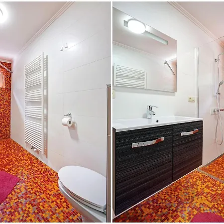 Renovated Farm With Heated Pool *